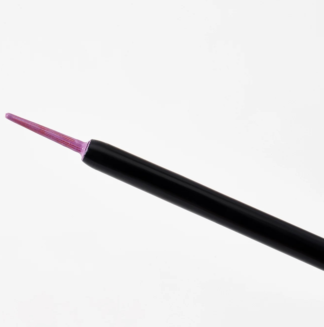 Жидкая подводка для глаз Nyx Professional Makeup Epic Wear Waterproof Matte, lilac — фото 2