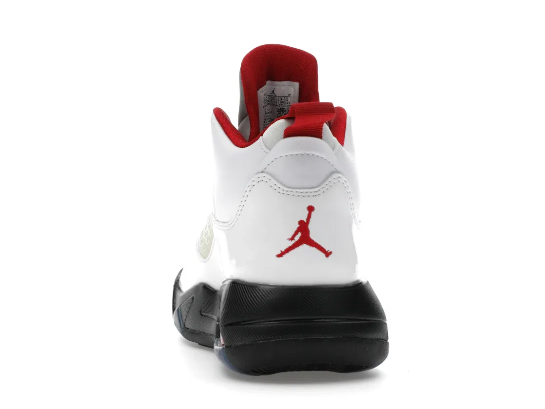 Детские кроссовки Lifestyle Jordan Maxin 200 Jordan, White/Black/Reflect Silver/Gym Red — фото 4