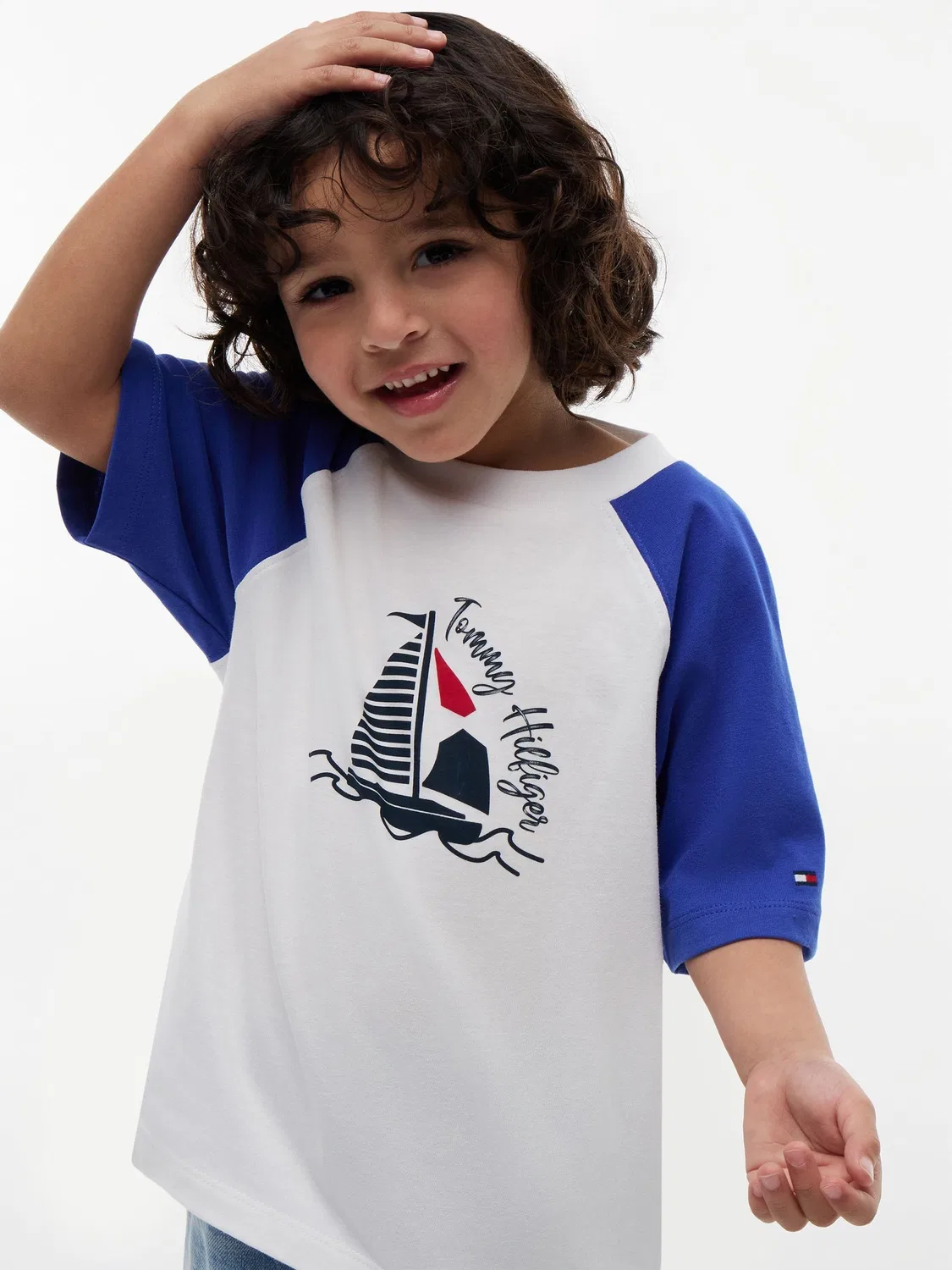 Футболка с цветными рукавами реглан Tommy Hilfiger, синяя — фото 4