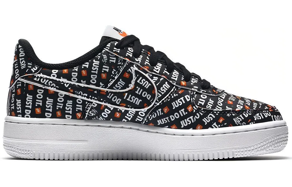 Детские кеды для скейтбординга Nike Air Force 1 Low Just Do It Pack Black GS, Black — фото 3