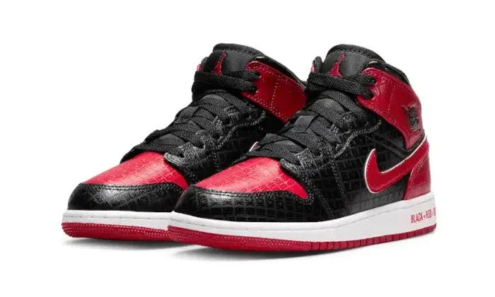 Детские кроссовки с принтом Air Jordan 1 Mid Bred Text Jordan, Schwarz Gym Red White — фото 2