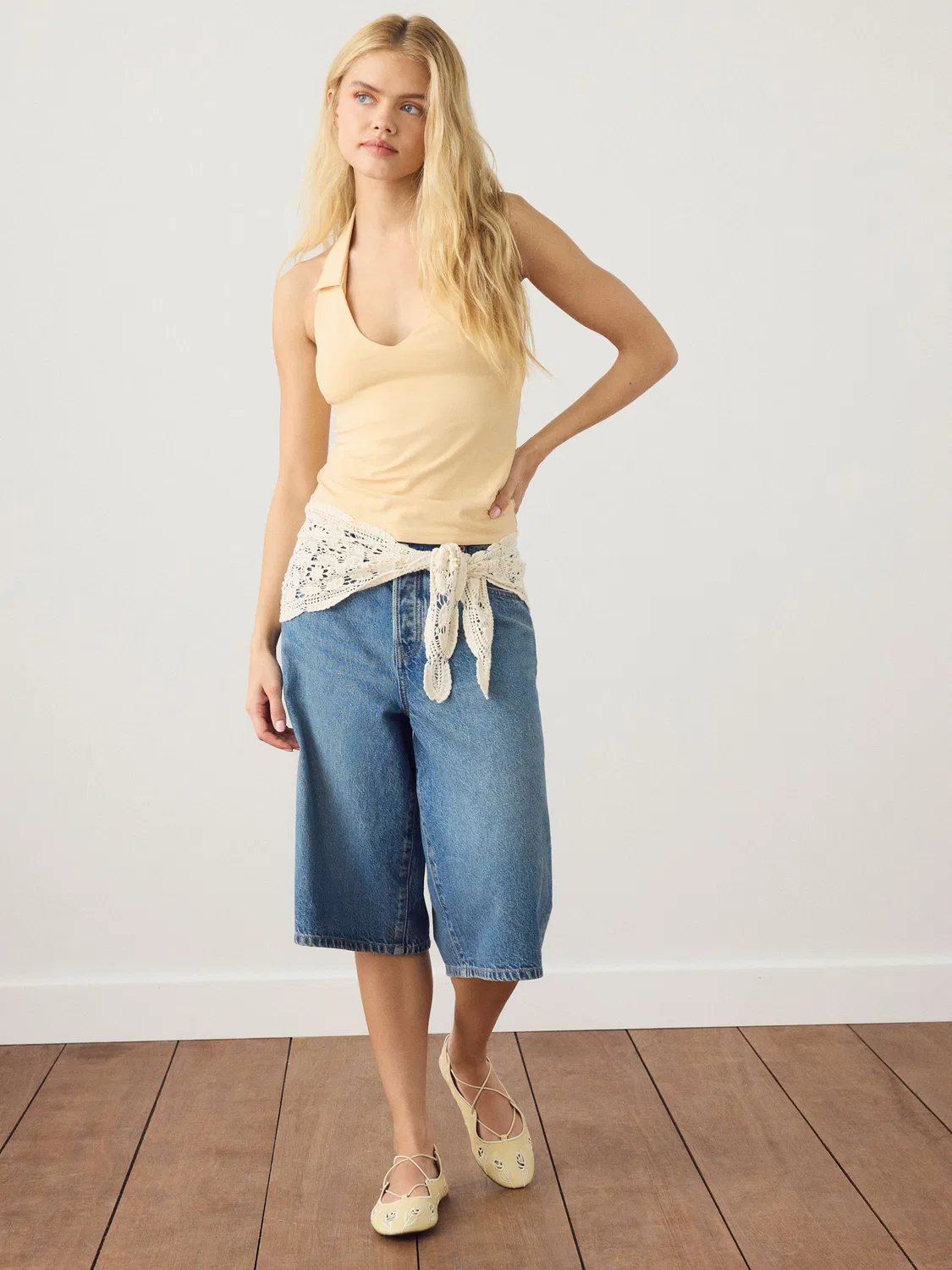 Топ халтер с воротником, модель Collar Halter Neck Top Next, желтый — фото 2