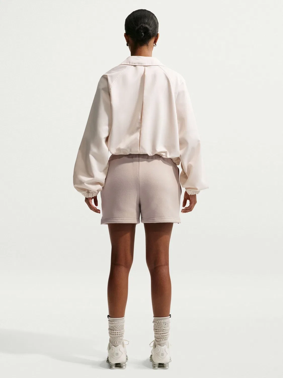 Шорты Nike Studio Fleece Mid Rise, Neutral — фото 3