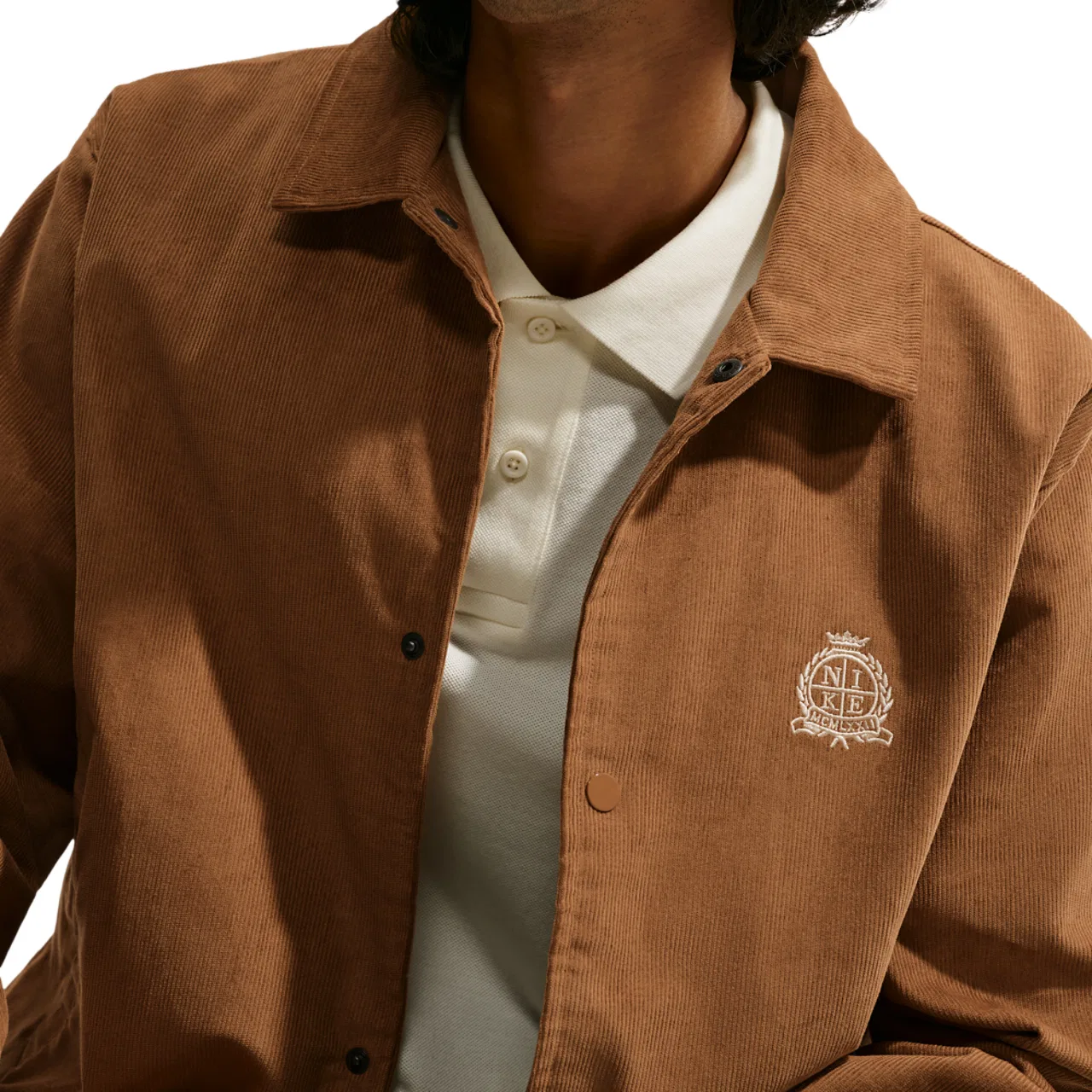 Мужская куртка из вельвета с принтом Nike Club Cord Coaches Jacket NCC, Nike, Ale Brown Sanddrift — фото 3
