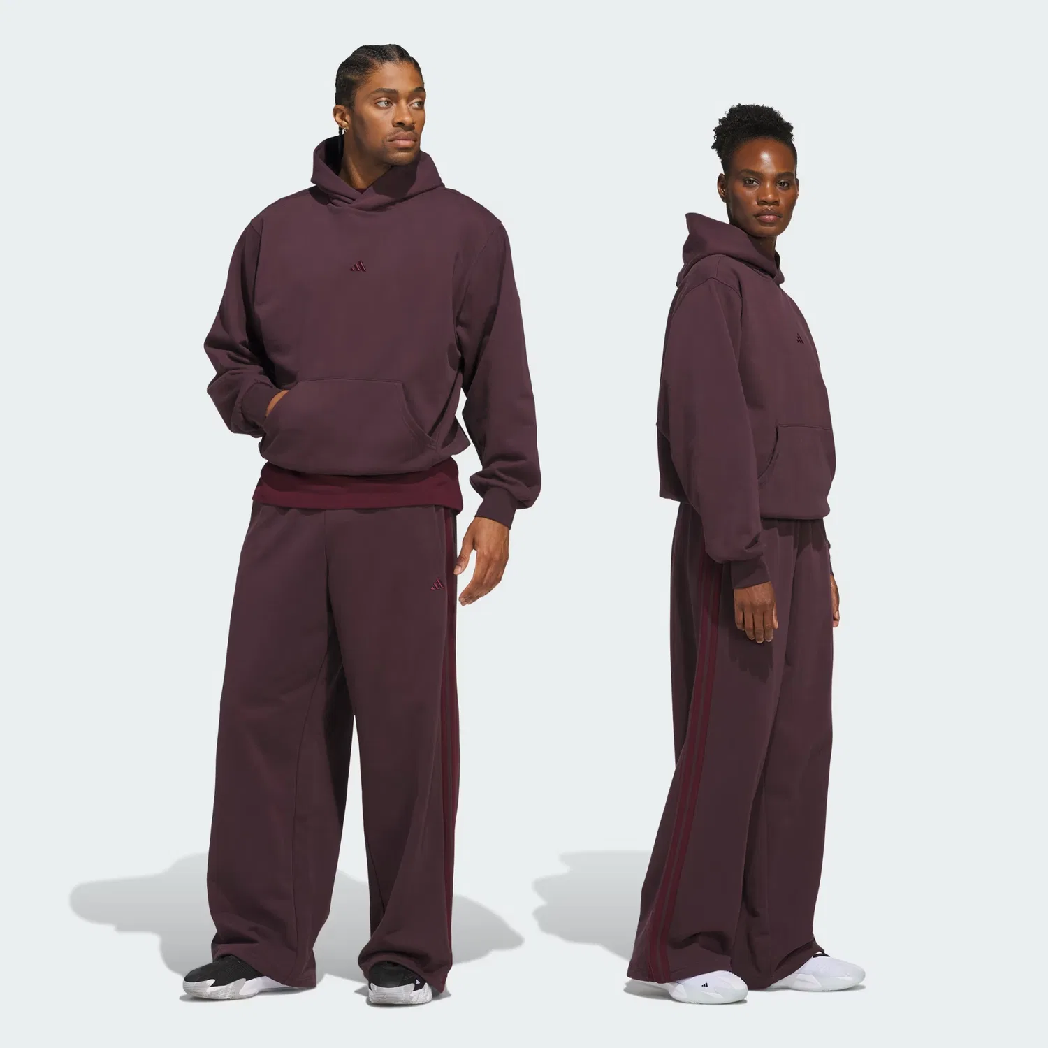 Спортивные штаны на флисе свободного кроя Basketball Fleece 3-Stripes Adidas Performance, темно-бордовый