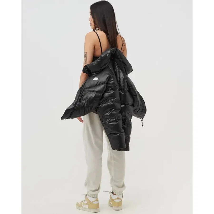 Женская куртка с утеплителем из пуха City Series Therma-Fit Full-Zip Nike, Черный — фото 2