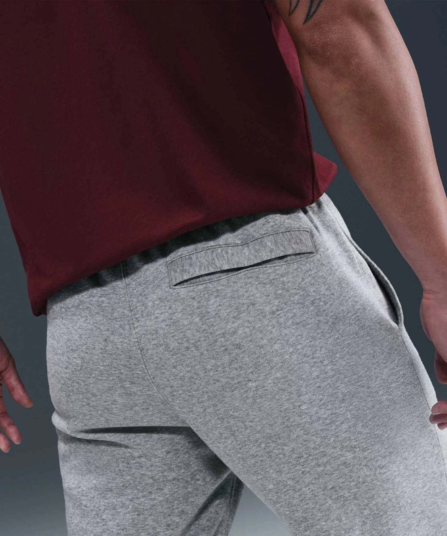 Мужские спортивные брюки Nike Club FN3788-063, темно-серый меланж — фото 3