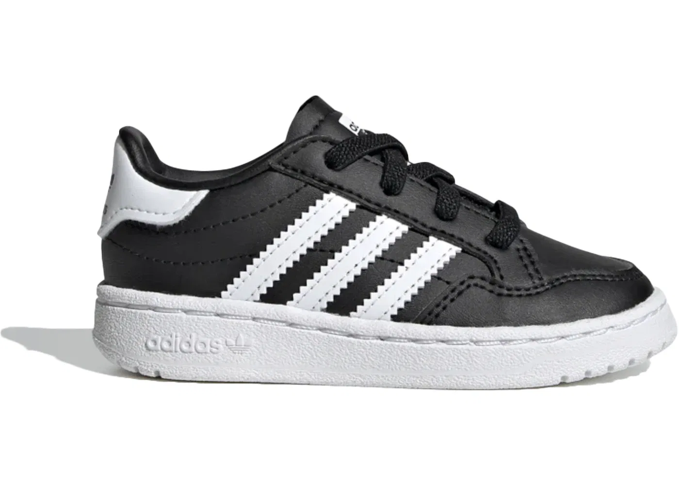 Детские кроссовки для мальчиков с перфорацией Adidas Team Court Adidas, Core Black/Cloud White/Core Black