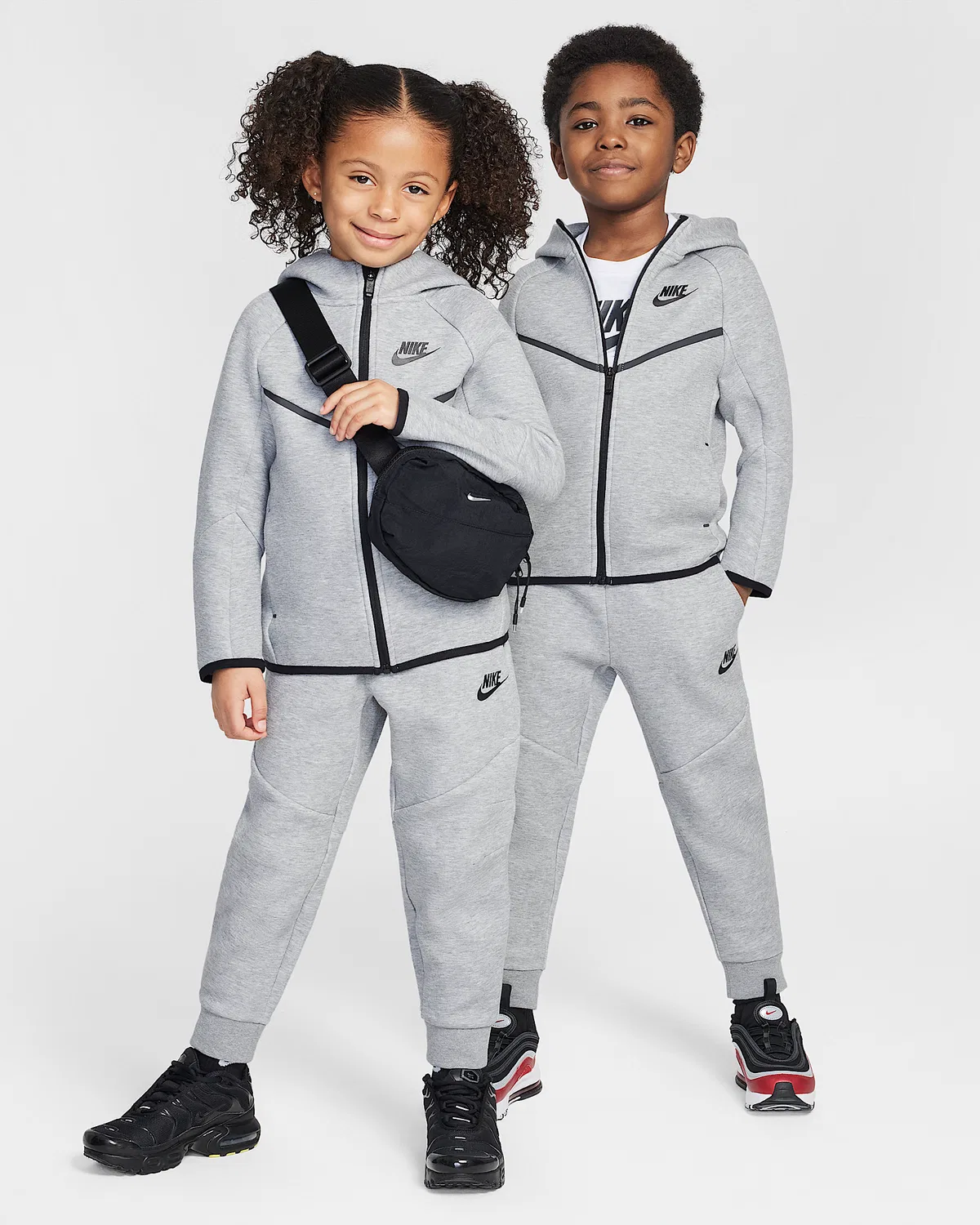 Детский спортивный костюм Nike Sportswear Tech Fleece 2-в-1, Dark Grey Heather