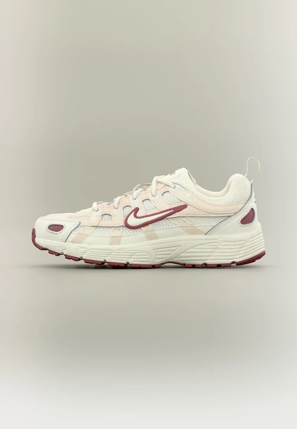 Кроссовки унисекс P 6000 со шнуровкой Nike Sportswear, Sail/Chalk/Pink Smoke