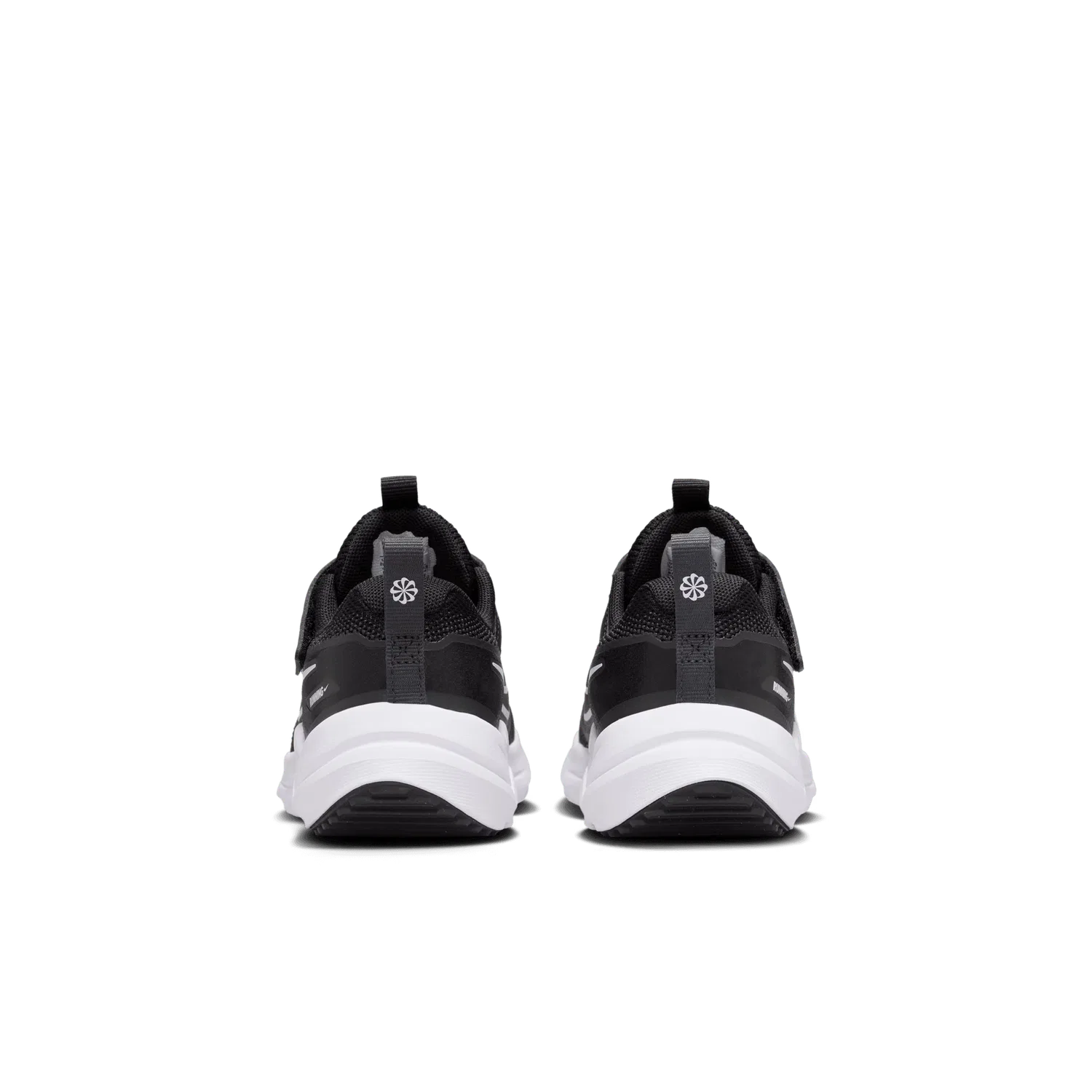 Детские беговые кроссовки с эластичной шнуровкой Nike COSMIC RUNNER PSV, черный — фото 4