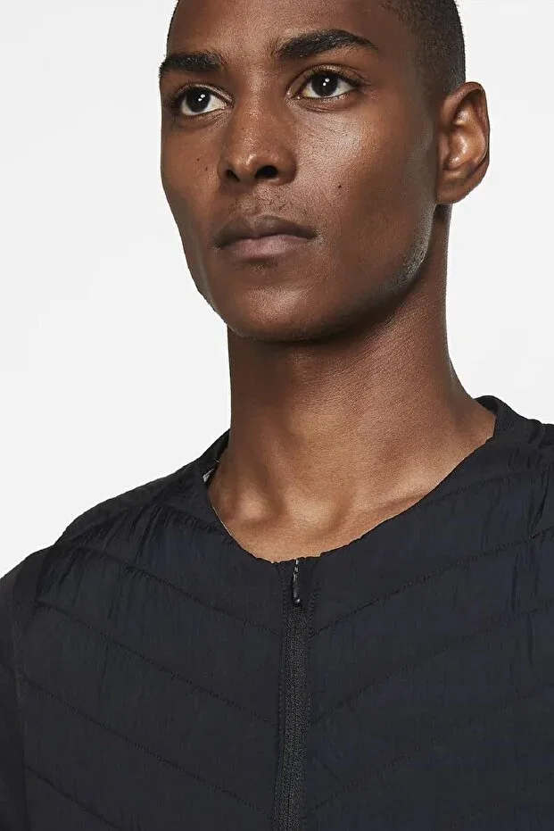 Мужская безрукавка с принтом Aerolayer thermore packable garment packable running vest Nike, Black — фото 4