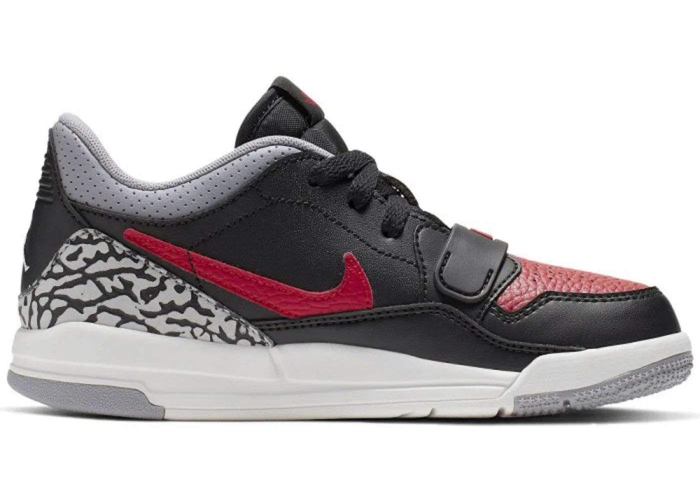 Детские кроссовки Lifestyle Jordan Legacy 312 Low Jordan, Black/Gym Red-Black-Cement Grey