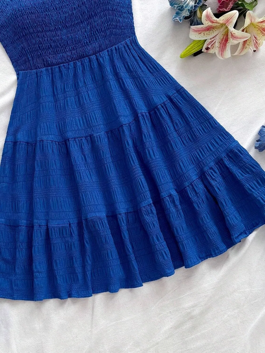 Женское короткое платье-ками с рюшами и открытой спиной, Royal Blue — фото 2