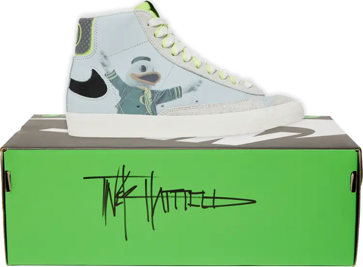 

Кроссовки Nike Blazer Mid ’77 'University of Oregon Women's Basketball' Tinker Hatfield Signed Box, синий, Синий;серый, Кроссовки Nike Blazer Mid ’77 'University of Oregon Women's Basketball' Tinker Hatfield Signed Box, синий
