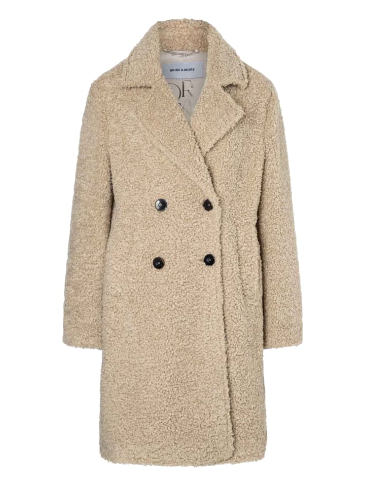 

Мягкое плюшевое пальто цвета миндального крема More & More