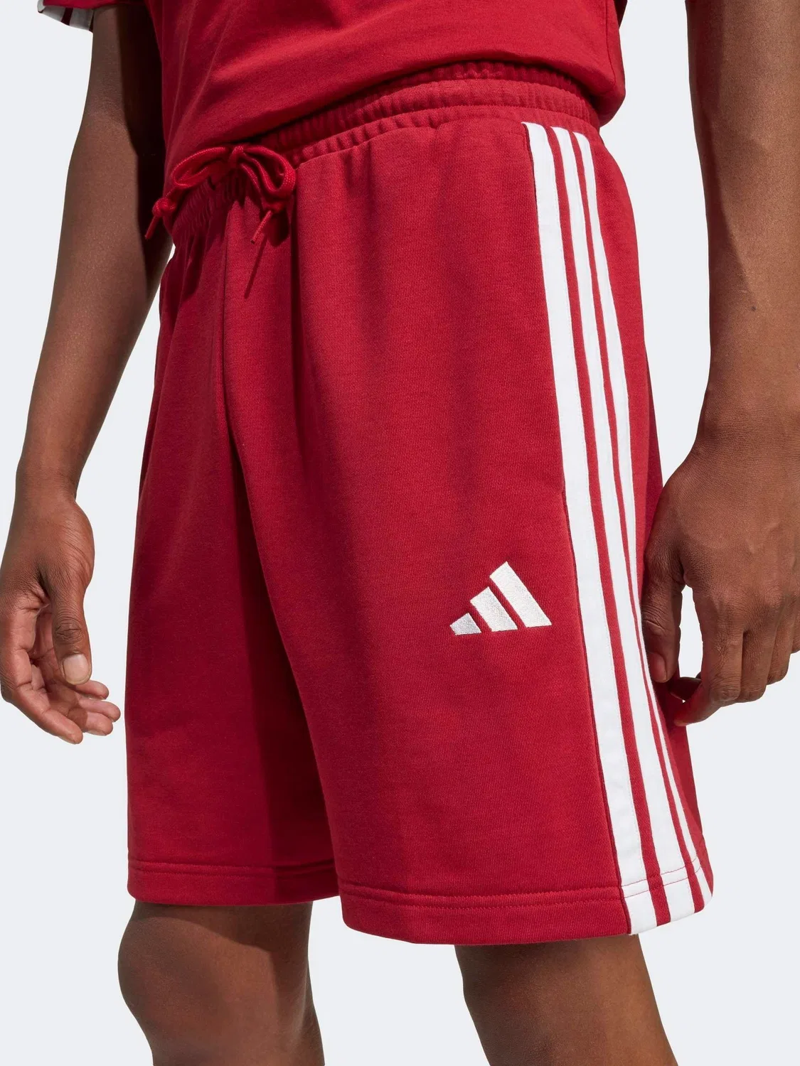 Шорты с тремя полосками adidas Essential, темно-красные — фото 4
