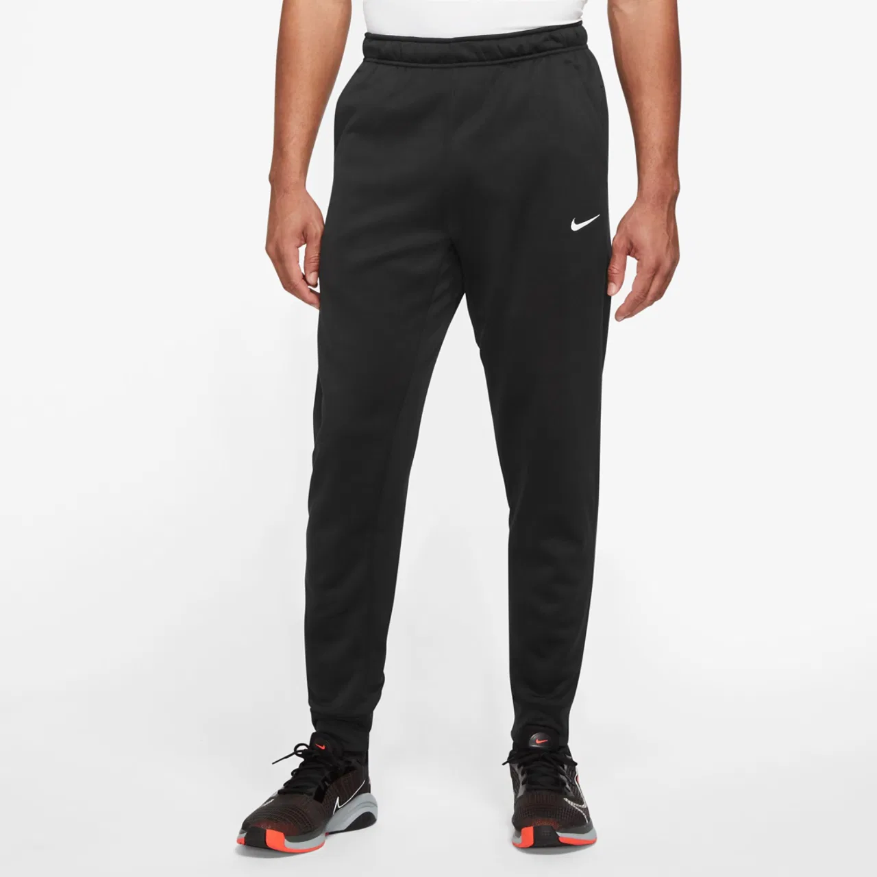 Мужские спортивные брюки из флиса с зауженным кроем Nike Therma Fleece Taper Pants, Black/Black/White — фото 2