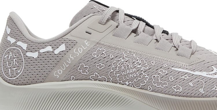 Кроссовки Nike Nathan Bell x Air Zoom Pegasus 38 A.I.R. 'Run To A Magical Place - College Grey', серый — фото 3
