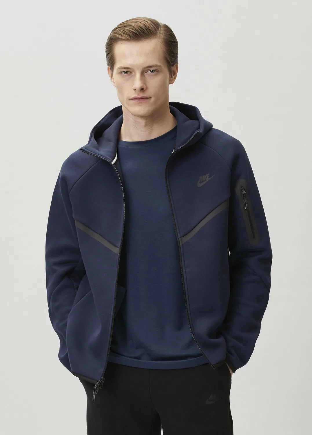 Свитшот Nike Tech Fleece Windrunner, синий