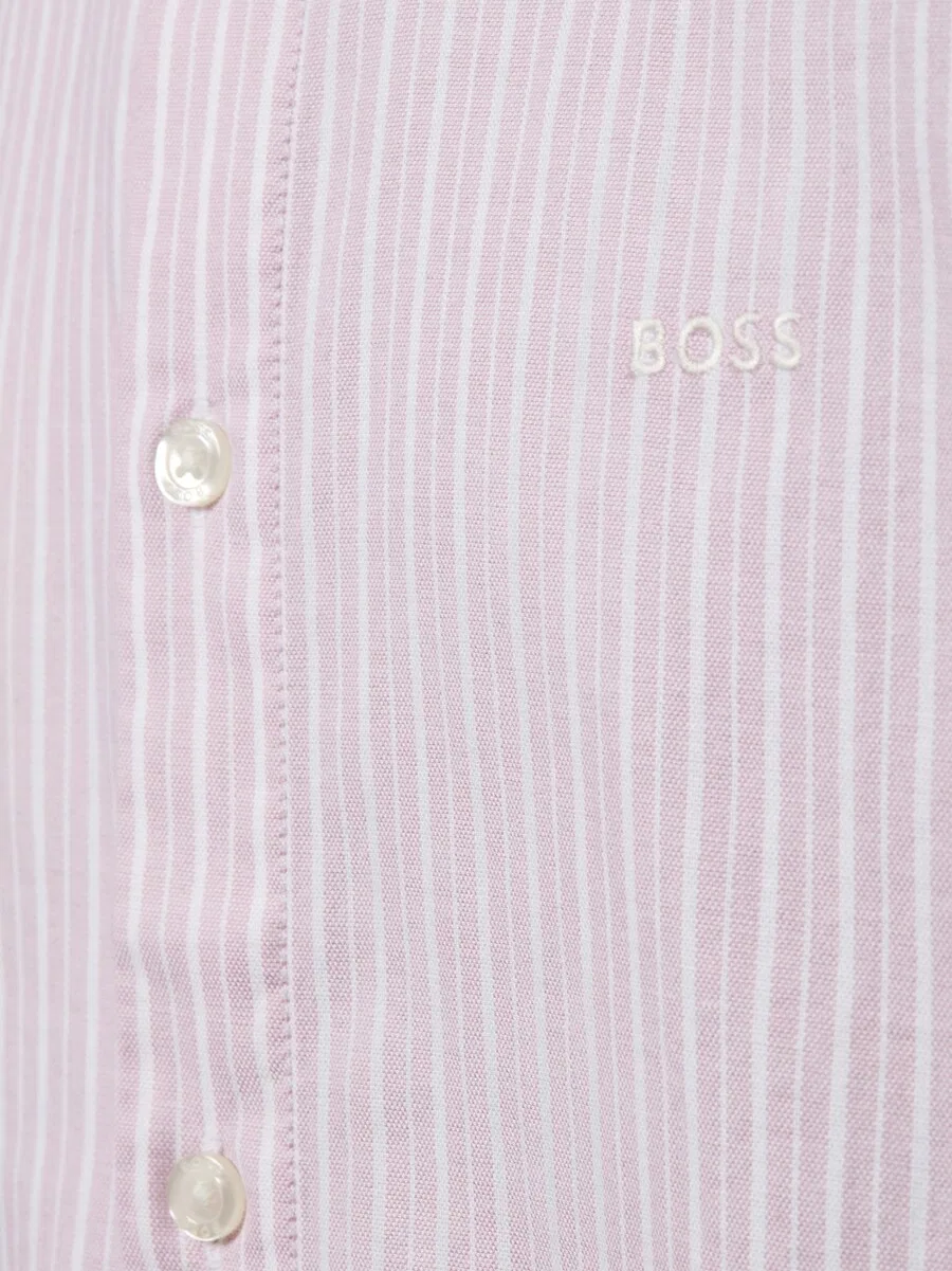 Рубашка BOSS Regular fit Button Up Shirt 'Ricoplus' в розовом цвете — фото 3