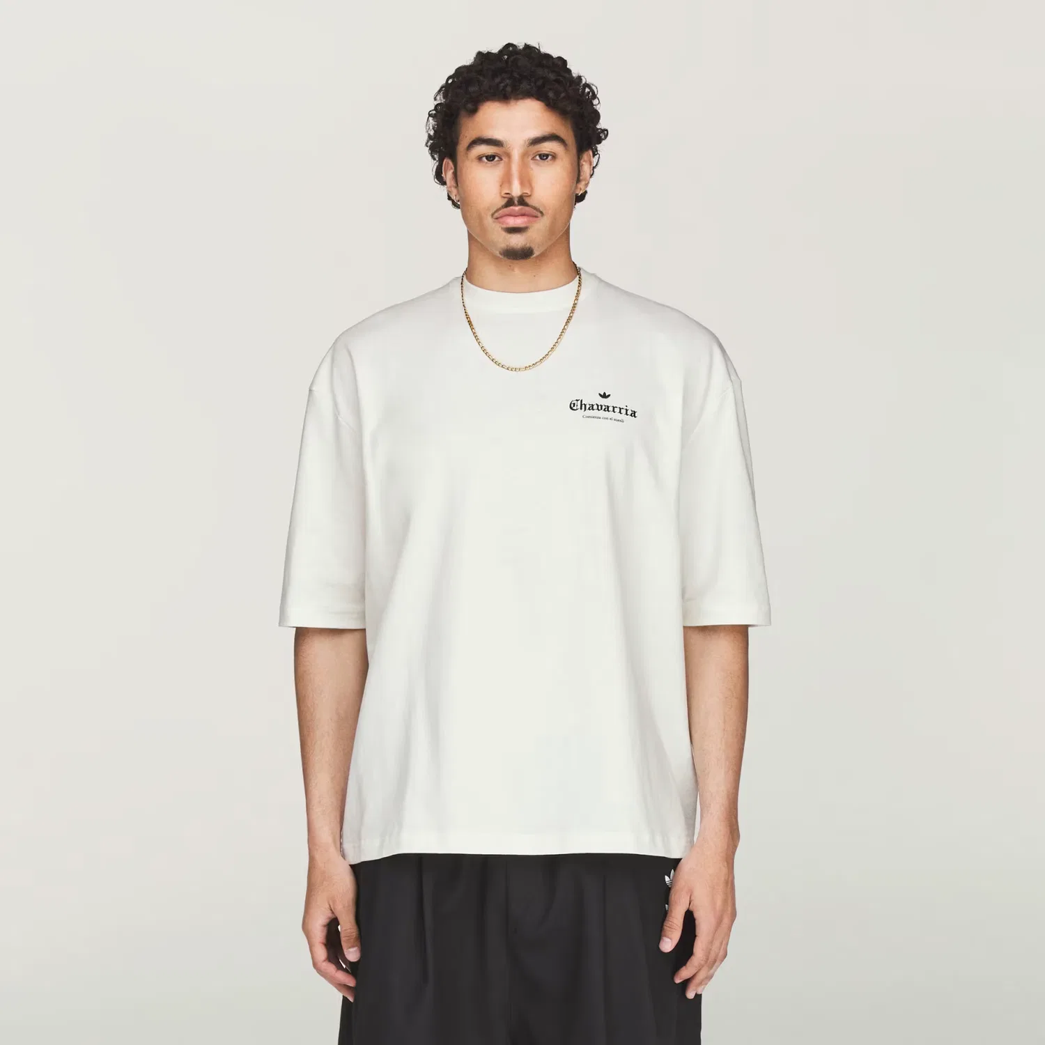 Мужская футболка с графическим принтом Chavarria Graphic Tee Adidas Originals, молочный