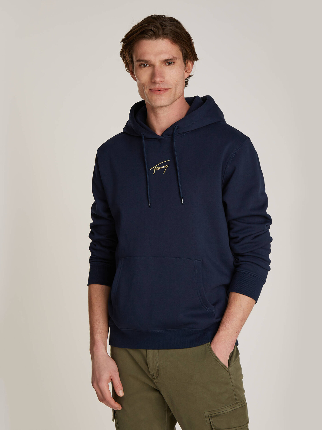 

Толстовка Tommy Jeans Regular Fit, темно-синий