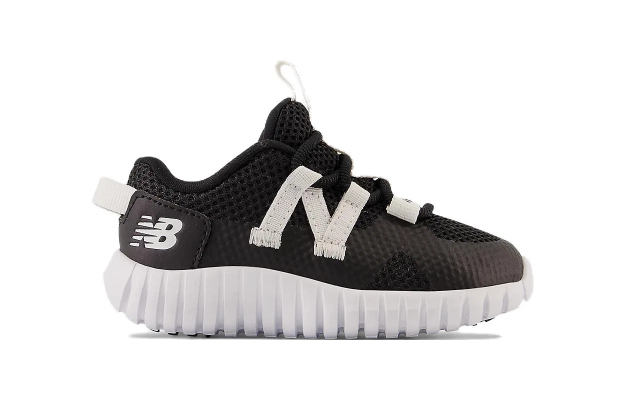 Детские кроссовки для мальчиков с закругленным носком New Balance, Black White — фото 4