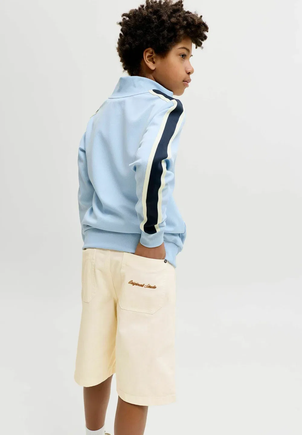 Шорты свободного кроя для мальчиков - шорты Jack & Jones Junior, Antique White — фото 3