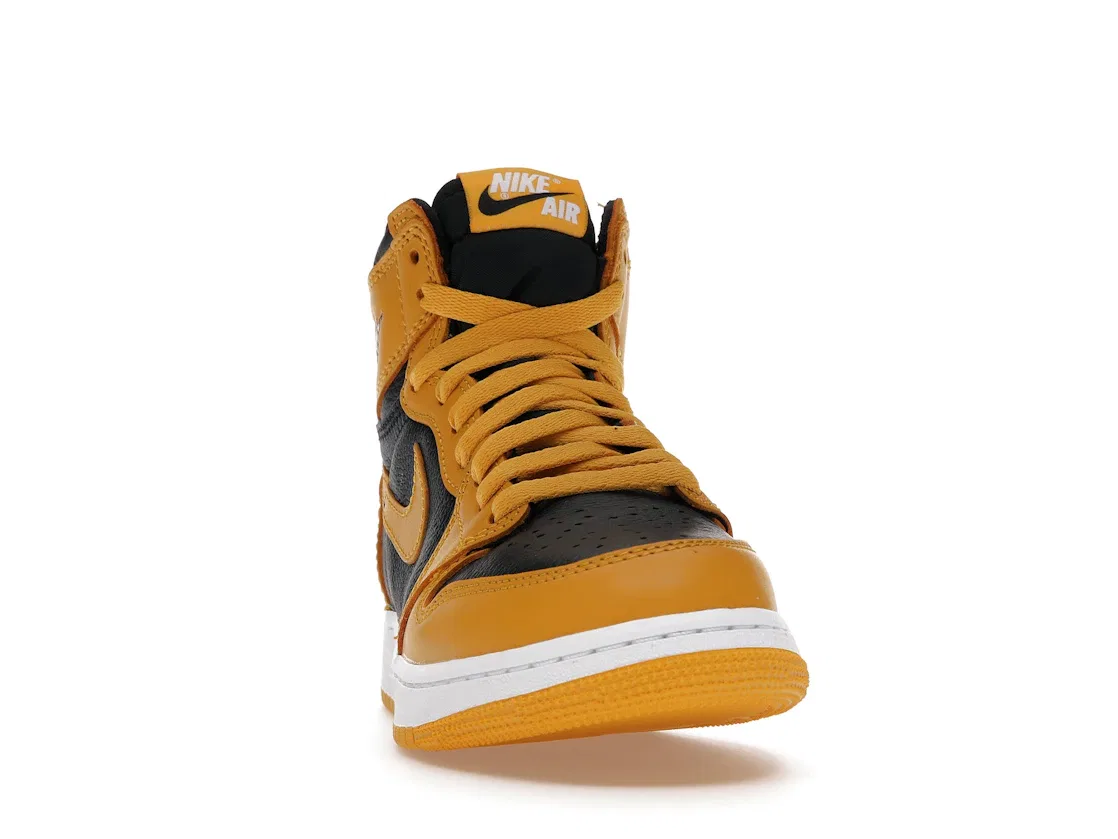 Детские кроссовки Lifestyle с длинным шнурованием Jordan 1 Retro High OG Pollen Jordan, Pollen/Black-White — фото 2