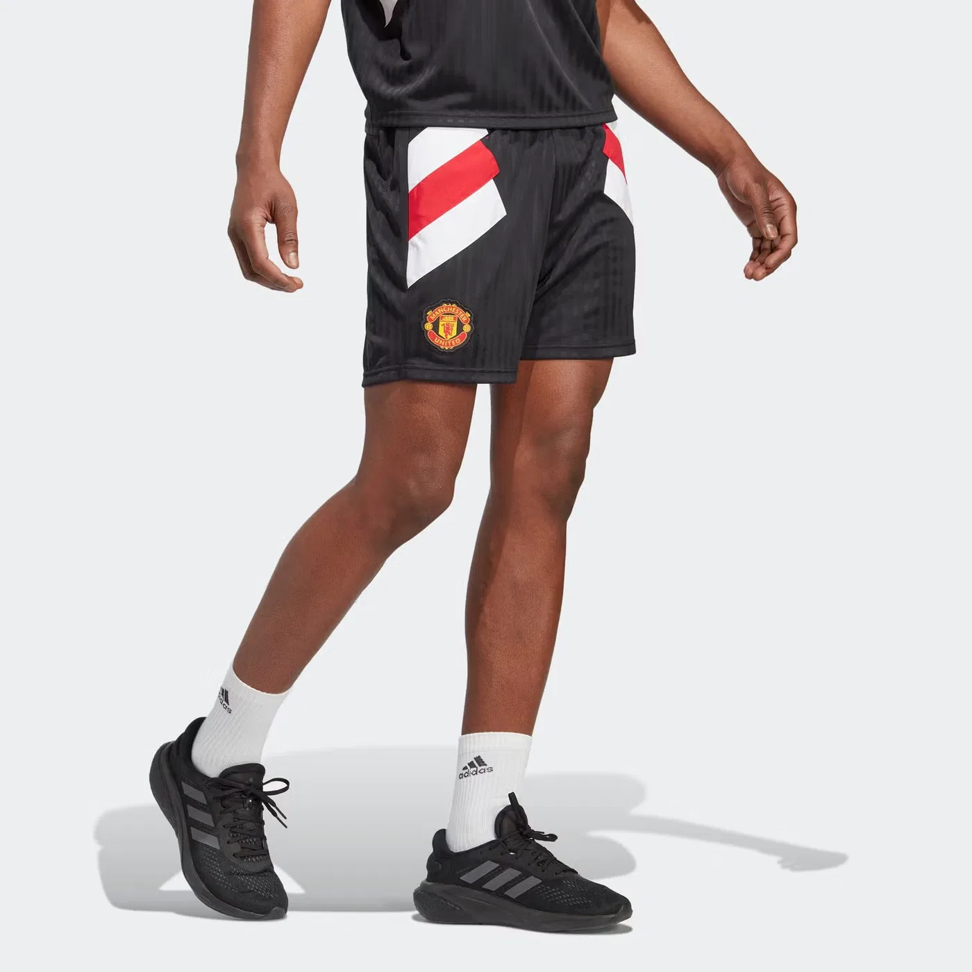 Шорты с логотипом Manchester United Icon Adidas, черный — фото 2