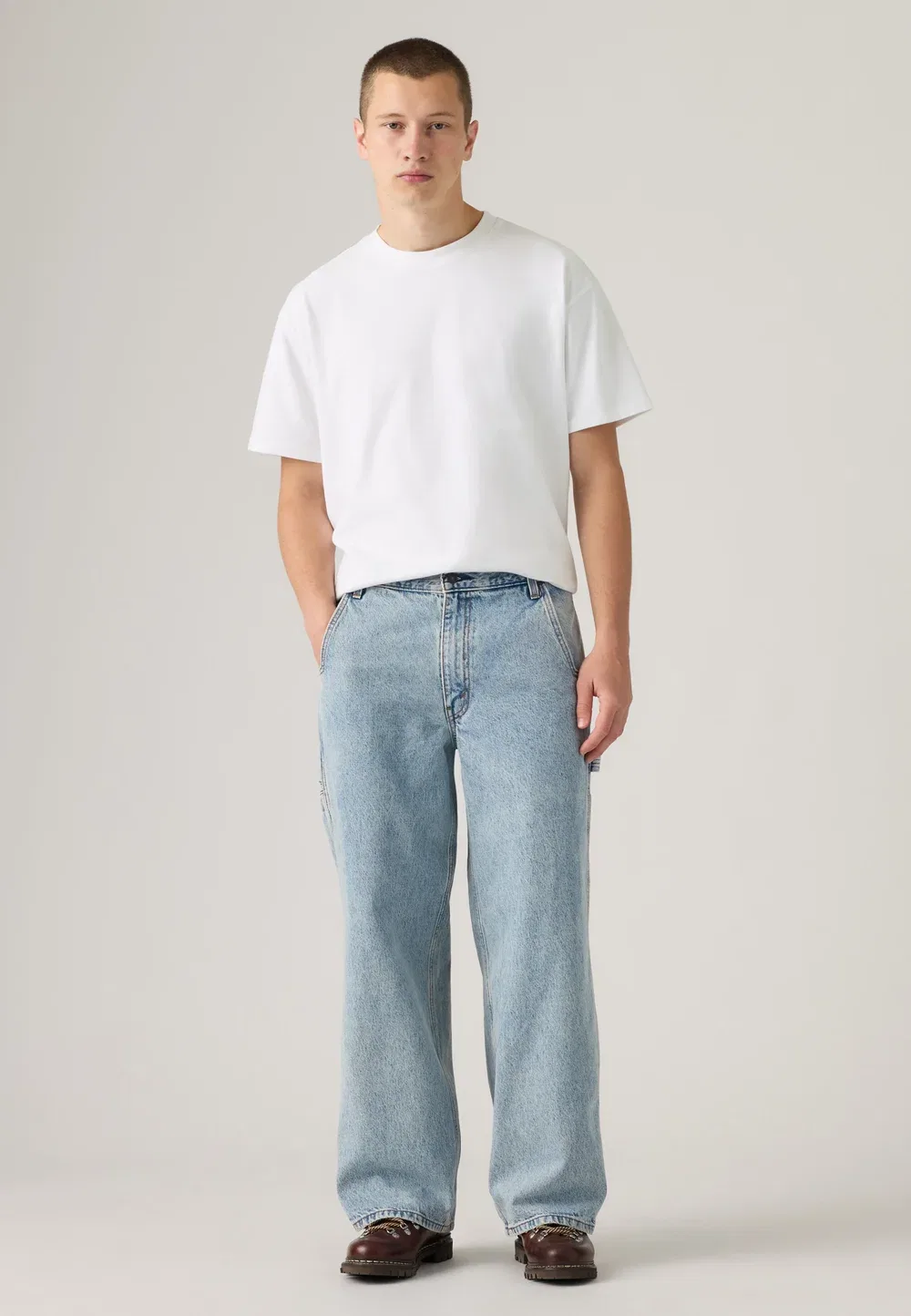 Свободные и практичные джинсы Levi'S, Little Balcony — фото 2