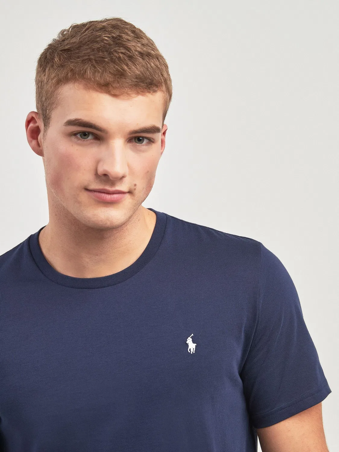 Темно-синяя хлопковая футболка с короткими рукавами и логотипом Polo Ralph Lauren — фото 3