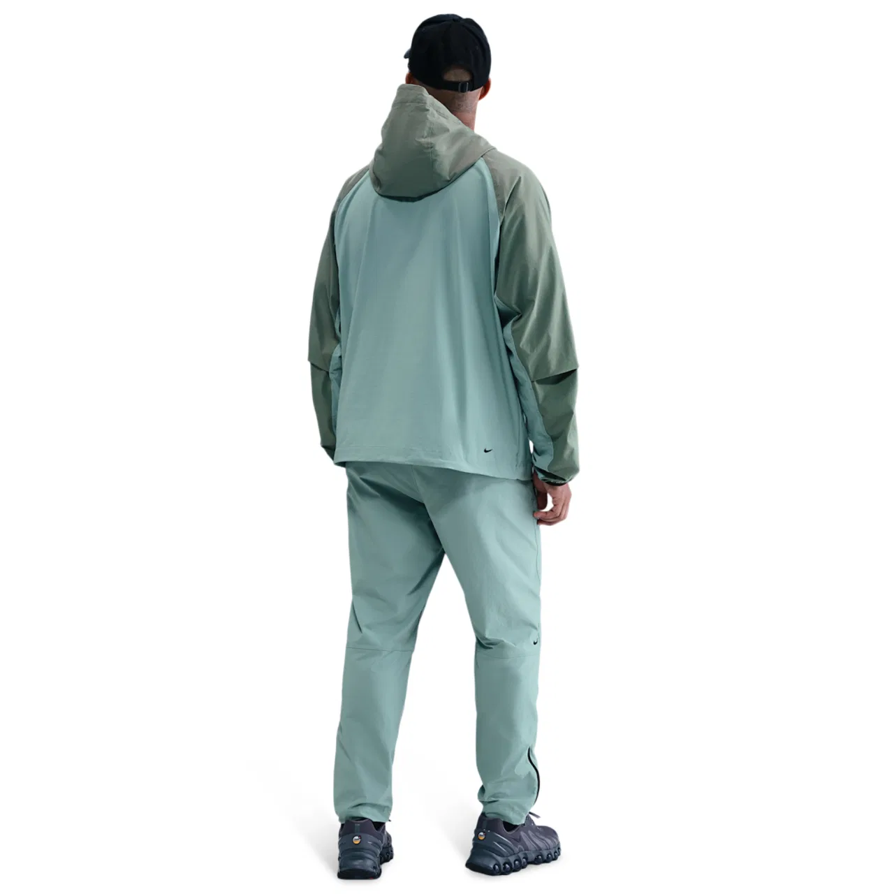 Мужская куртка Tech Woven WR Full-Zip Nike, цвет Black/Clay Green/Cannon — фото 4
