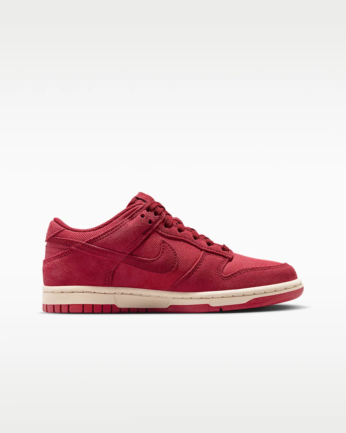 Кроссовки Nike Dunk Low SE для старших детей, Team Crimson/Team Crimson/Sanddrift/Team Crimson — фото 3