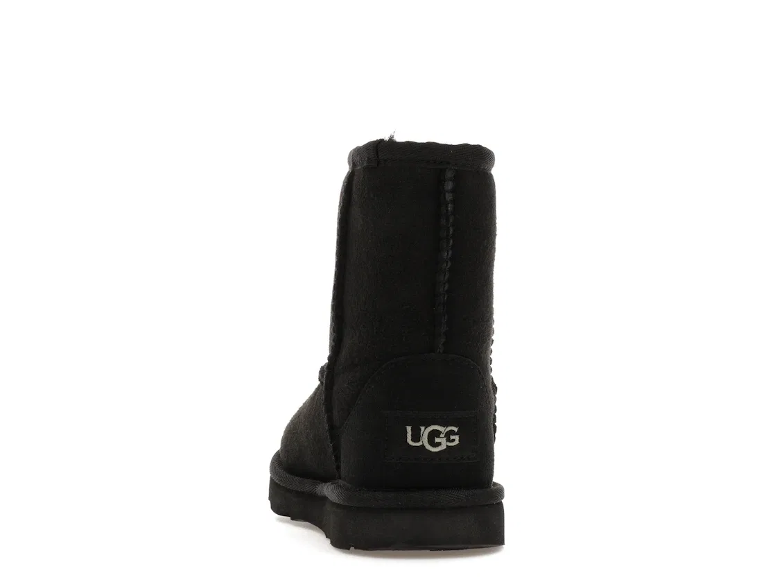 Детские ботинки высокие UGG Classic II Boot, Black — фото 4