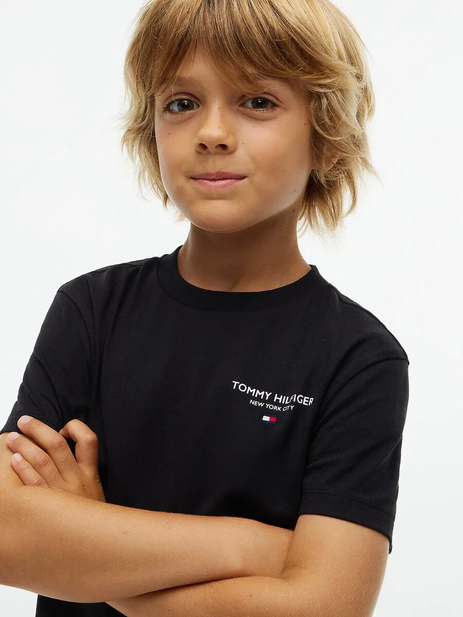 Футболка TOMMY HILFIGER 'Essential' черного цвета — фото 3