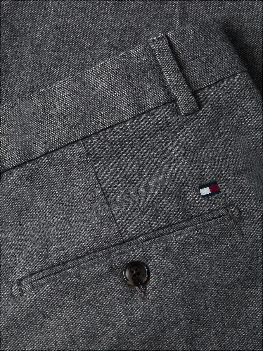 Брюки TOMMY HILFIGER Slim fit с плиссировкой спереди, цвет «Нью-Йорк», антрацитовый — фото 4