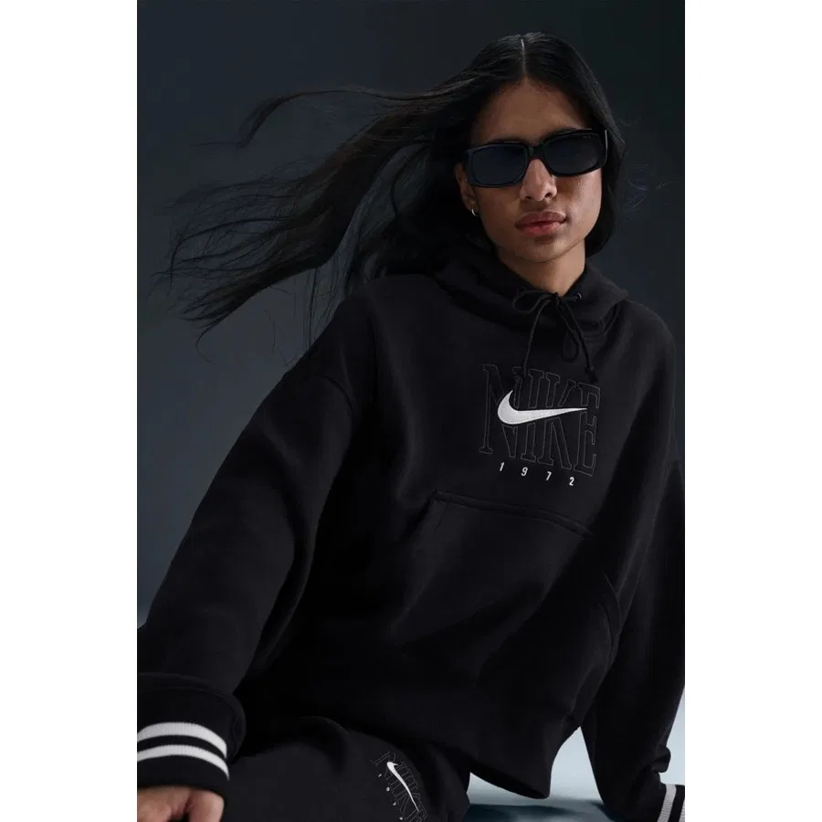 Женский свитшот с капюшоном Oversized Graphic Nike Phoenix Fleece, Черный — фото 3