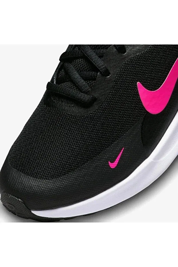 Детские кроссовки для девочек с полосками Revolution 7 Nike, Black-Pink-White — фото 3