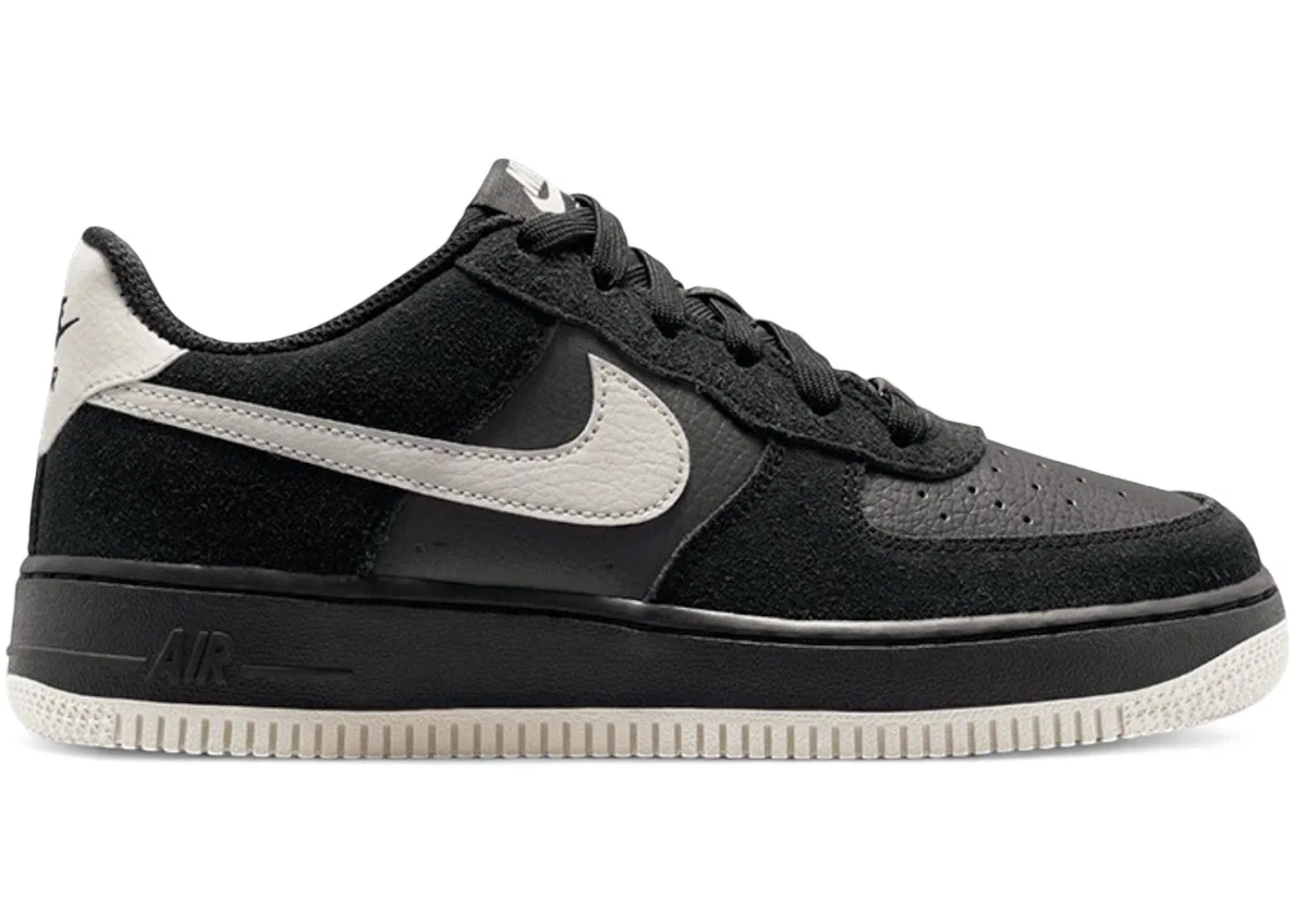 Детские кроссовки Lifestyle Nike Air Force 1 Low LV8 2, Black/Light Bone