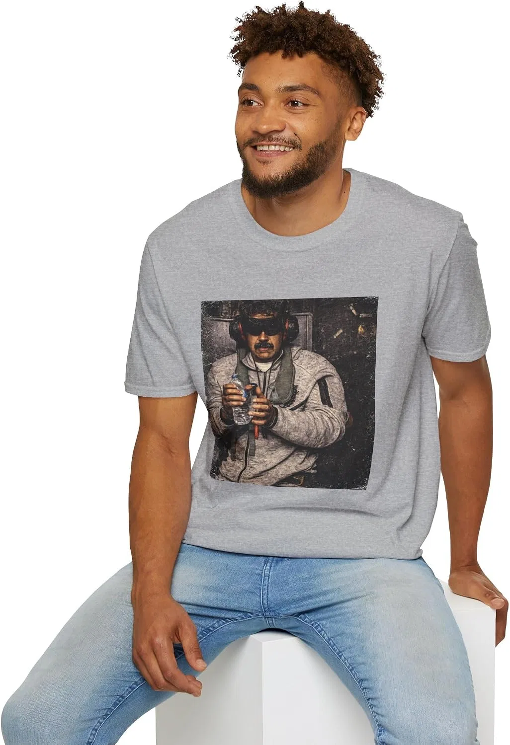 Женская футболка с принтом, Maduro Venezuela Distressed Grit Art, Tactical Vintage Protest Style, серый меланж — фото 2