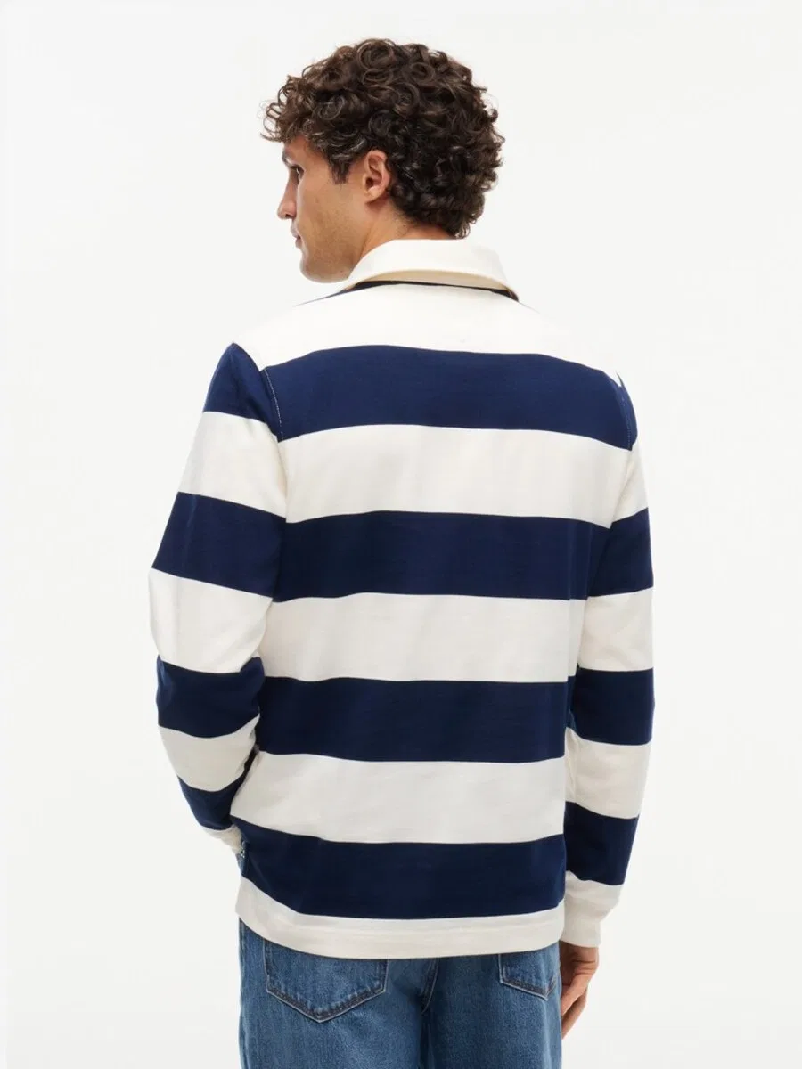 Толстовка TOMMY HILFIGER 'ESSENTIAL' цвета экрю — фото 4
