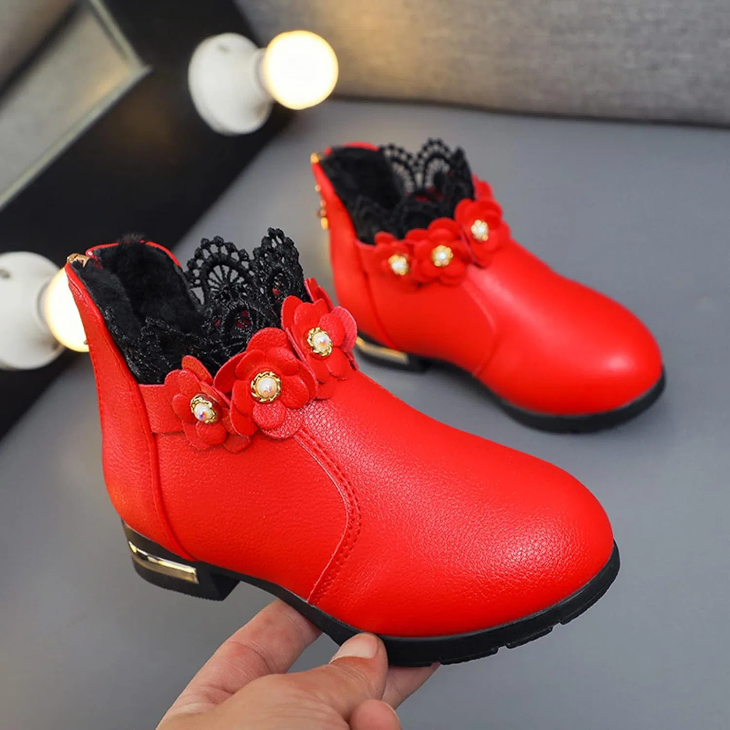 Детские ботинки для девочек с широкой колодкой Hynde Girl Wpf A Boot, Red — фото 2