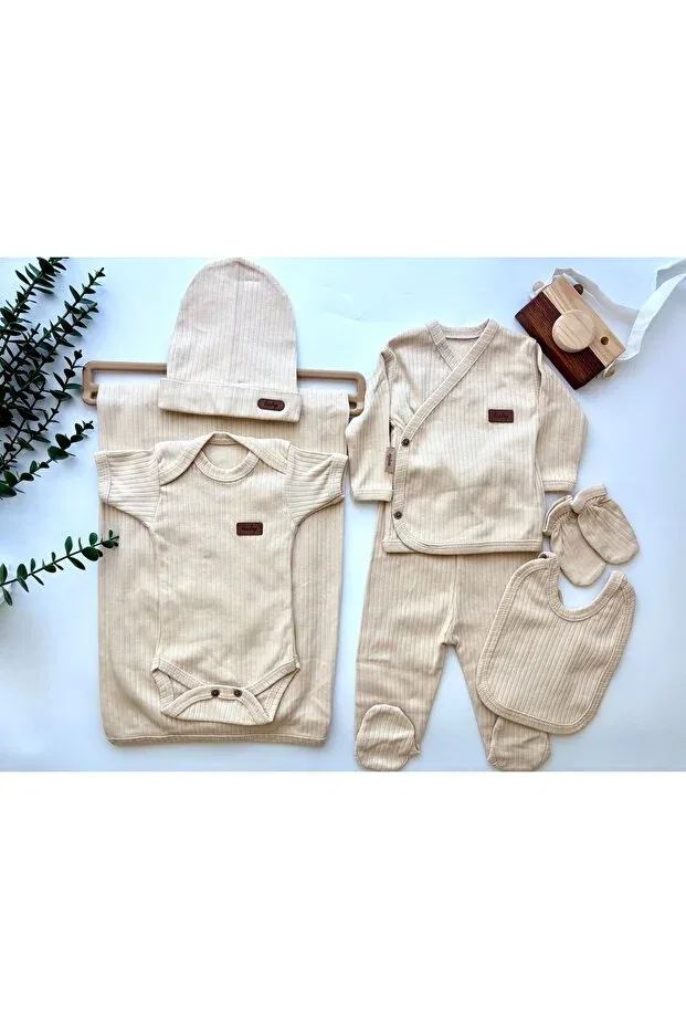 Детский комплект для выписки из роддома 7 предметов из 100% хлопка Beren, Beige