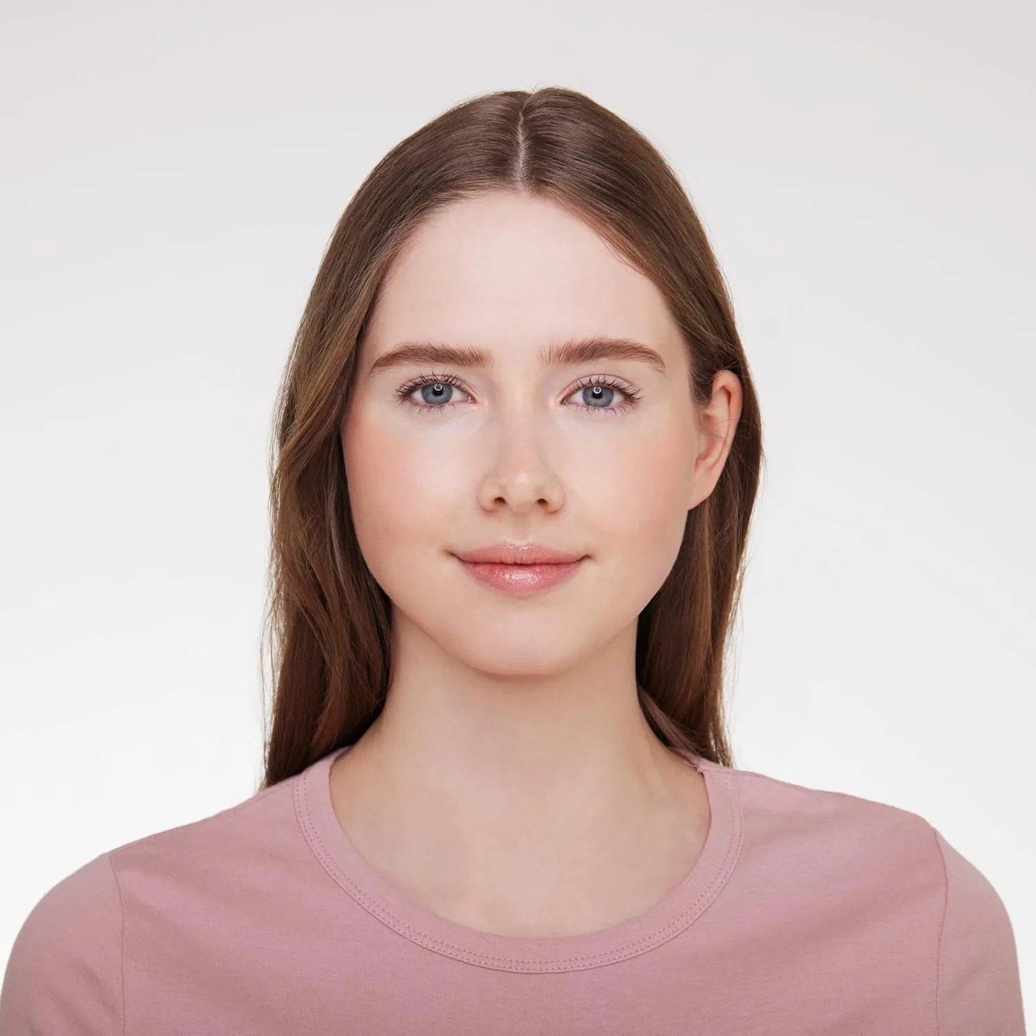 Блеск для губ Essence Disney Classics Patch What a Gloss! Plumping Lip Filler No. 02 Adventures, розовый Essence — фото 4