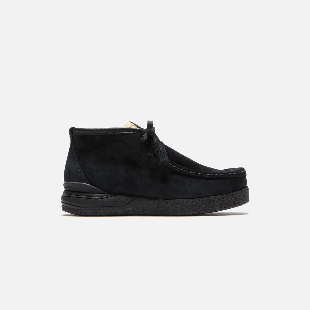 

Ботинки Visvim Beuys Trekker, цвет Folk Black