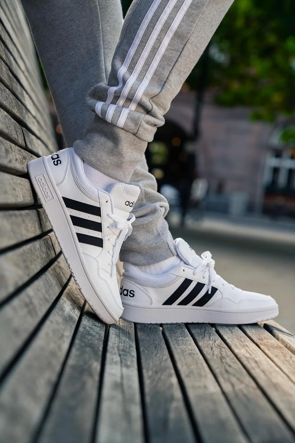 Мужские кроссовки Adidas Hoops 3.0 Low Classic Vintage, Ftwr White Core Black Chalk White — фото 2