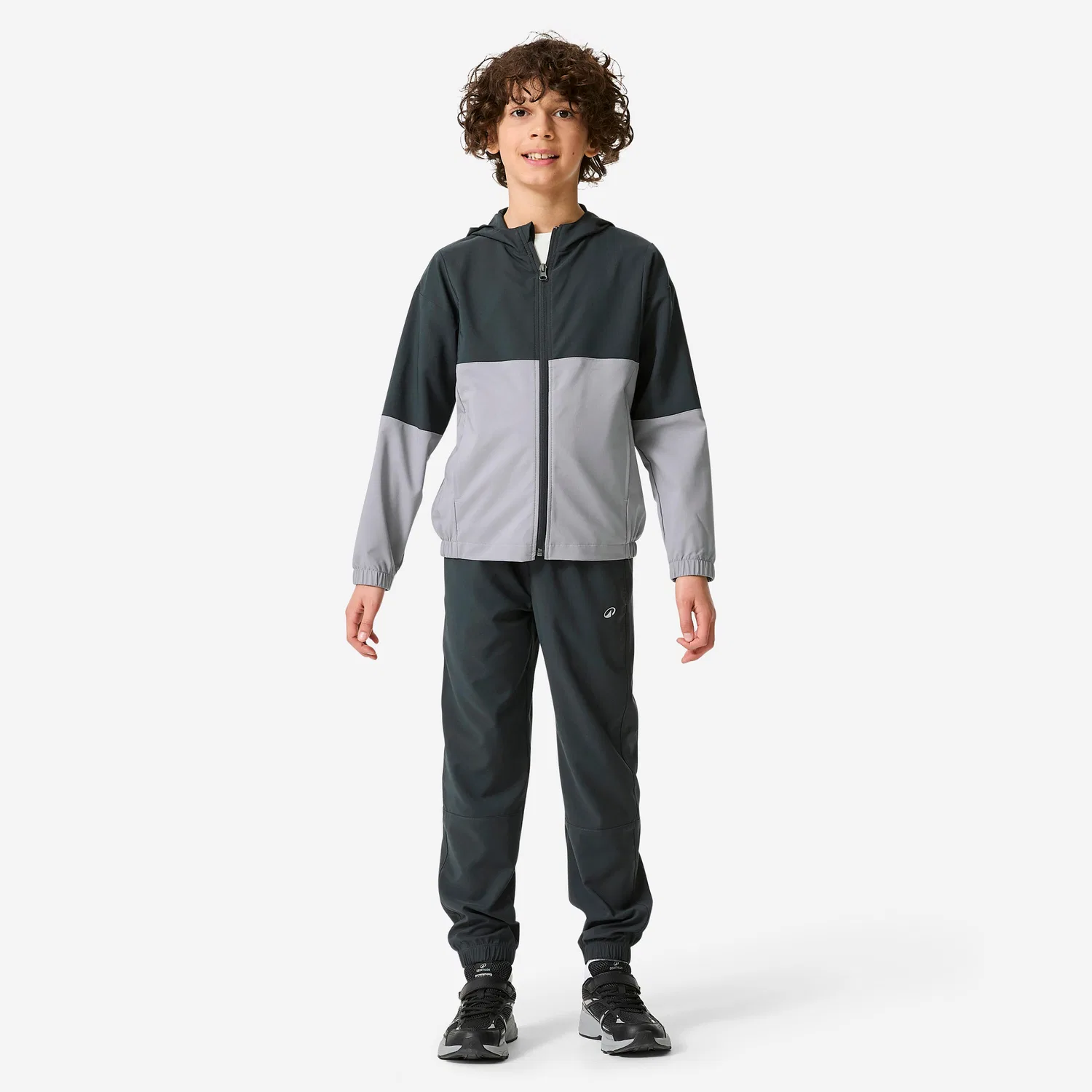 Детский легкий спортивный костюм для мальчиков Decathlon, Graphitgrau / Sturmgrau