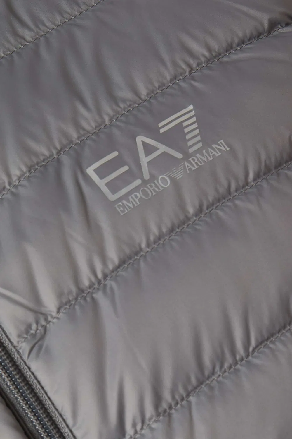 Жилет стеганый на пуху из нейлона Emporio Armani, серый — фото 4